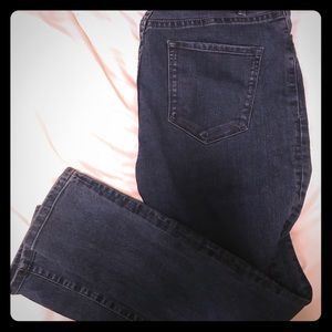 BDG Twig Skinny Jeans Sz 30